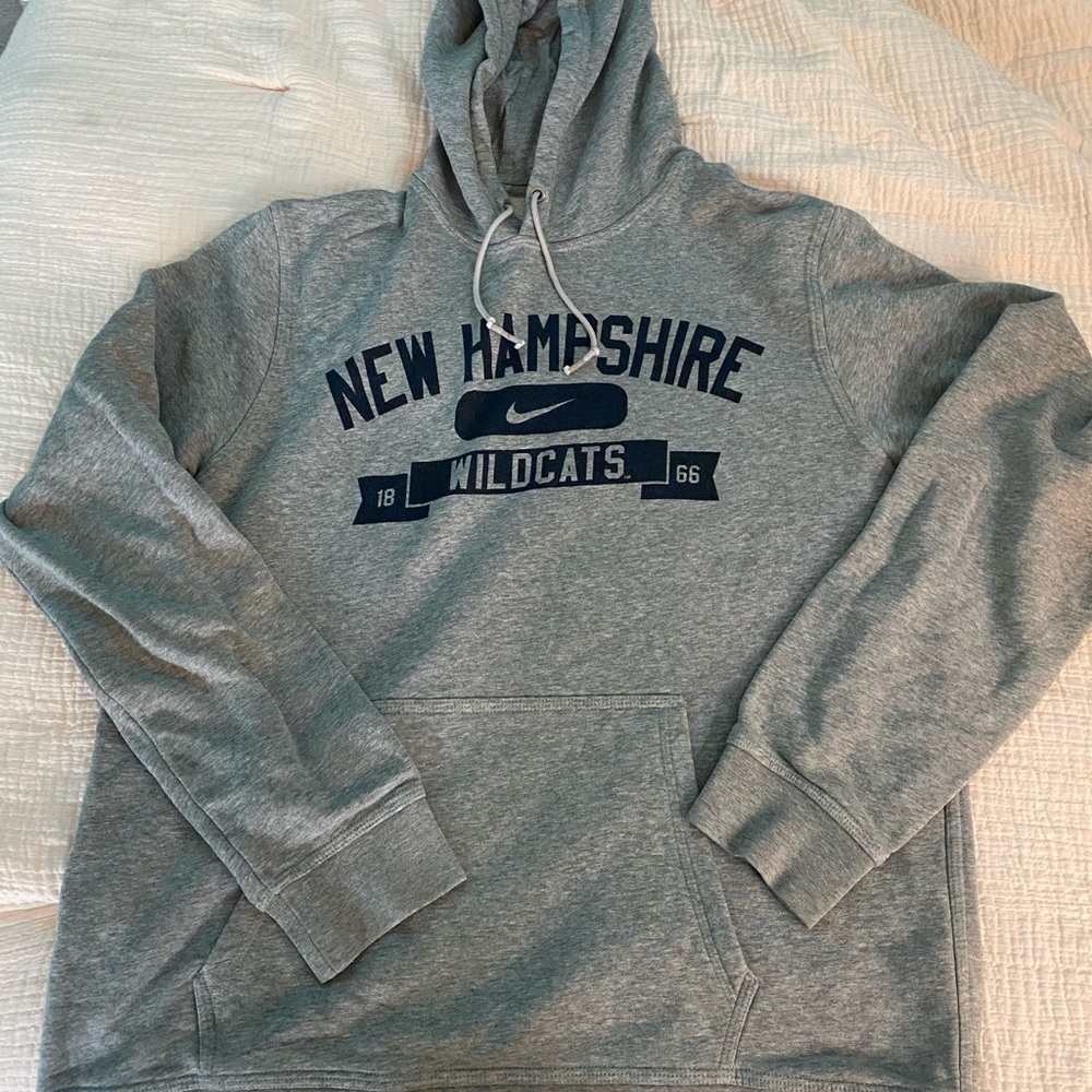 UNH hoodie